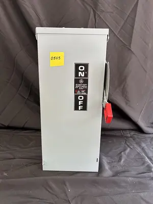 LOT OF VARIOUS ELECTRIC DISCONECTS AND PANAL BOXES