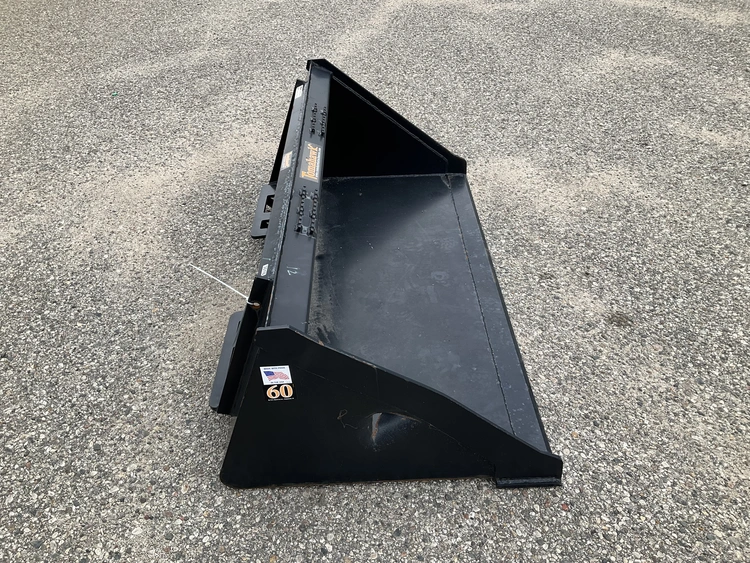 Used TOMAHAWK 60" SMOOTH BUCKET Skid Steer Buckets Michigan US | Miedema Asset Management Group #1341036