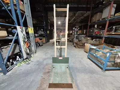 USED BEECH SQD-2470