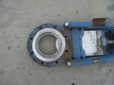 Used _UNKNOWN_ _UNKNOWN_ Hopper Blending Feeding Equipment Minnesota US | A&I Equipment #1317894