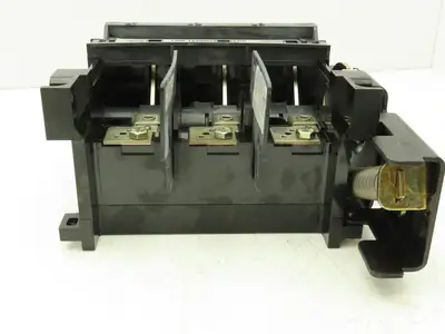 Allen Bradley 1494V-NX26 3-Pole Fusible Disconnect Switch 100A 600VAC Ser A