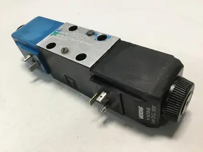 USED VICKERS DG4V-3S-33C-M-U-H5-60