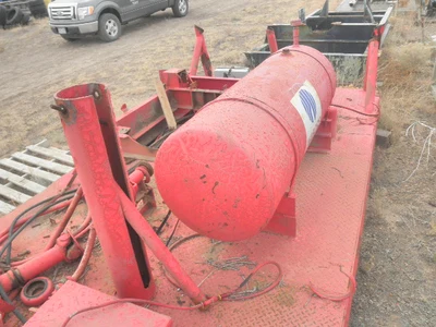 USED TANK 200GAL.