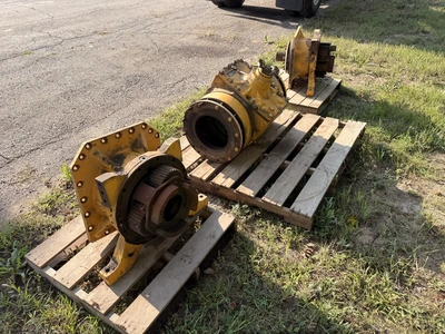 Used JOHN DEERE 672G TRANSMISSION DIFFERENTIAL -REQUIRES REPAIR. Construction Equipment Parts Michigan US | Miedema Asset Management Group #1414360