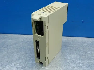 USED OMRON C200HID216