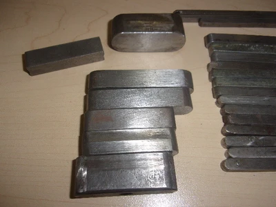 Lot of 34  Machine/Drive  Pulley Keys
