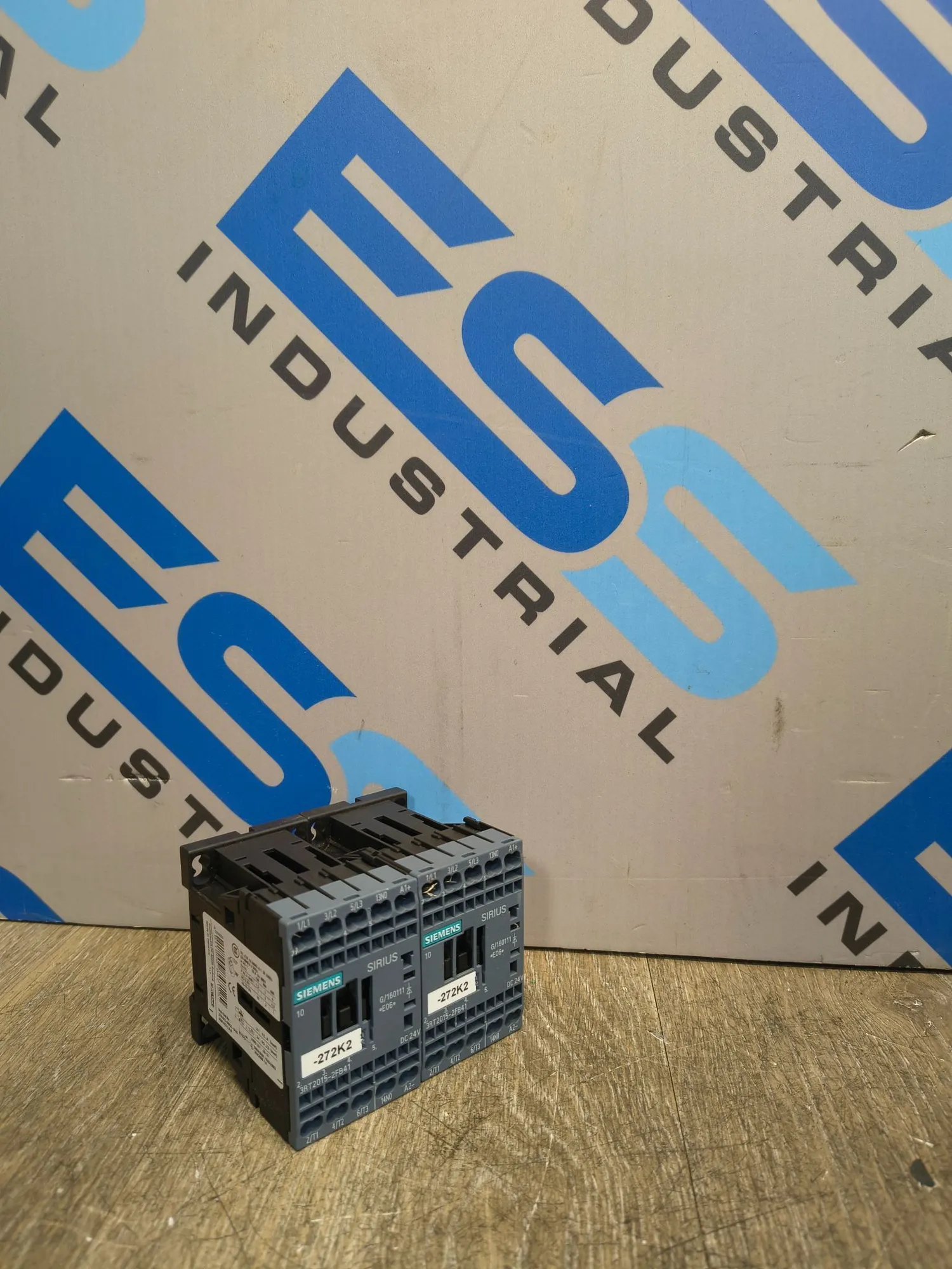 USED SIEMENS 3RT2015-2FB41