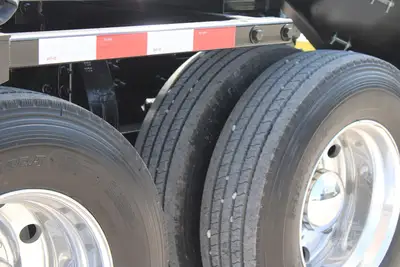 New | in-Stock 2027 PETERBILT 548 Rolloff Trucks Texas US | Roll Off Truck World #1492019