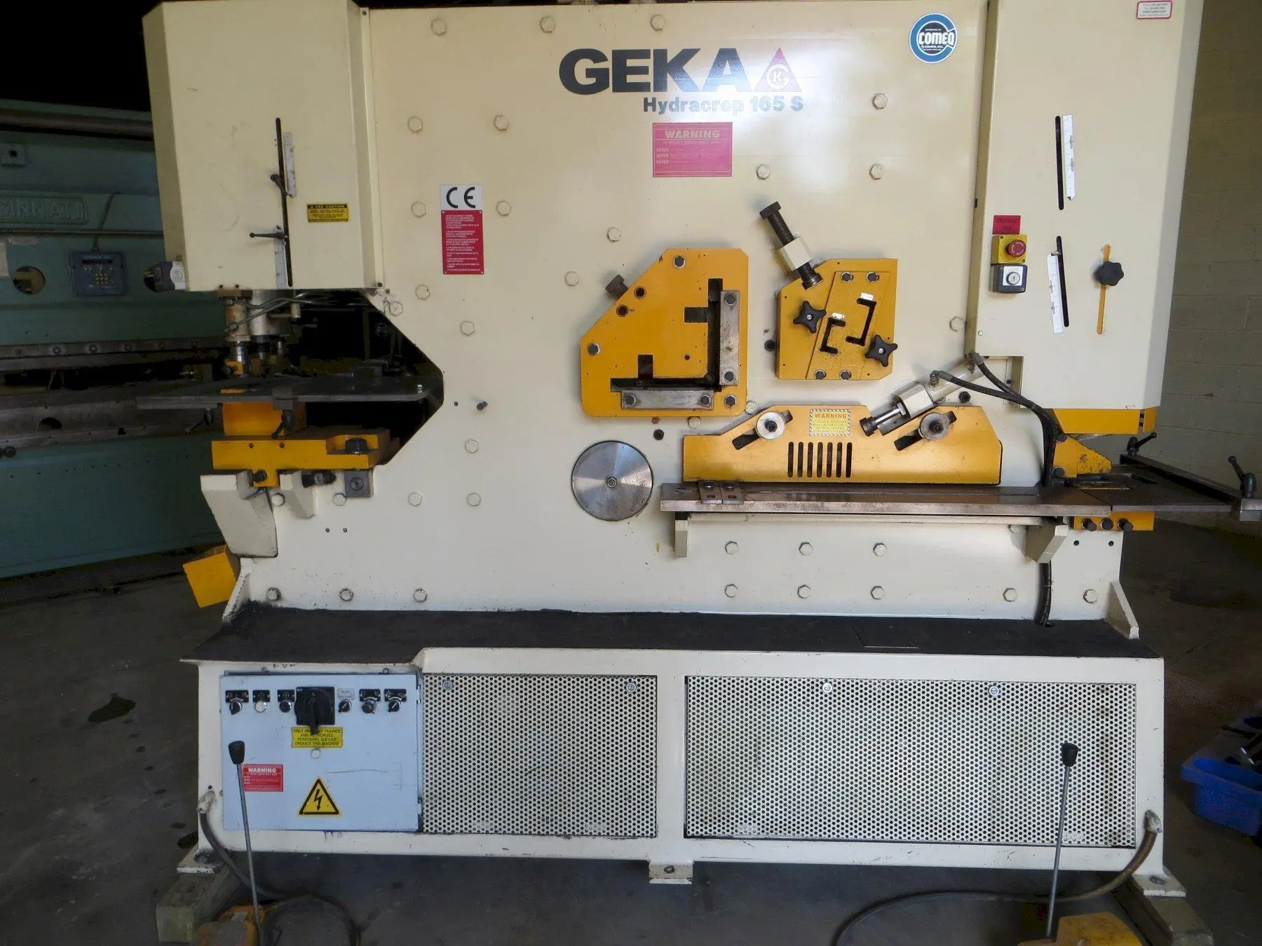 USED 2012 GEKA 165S
