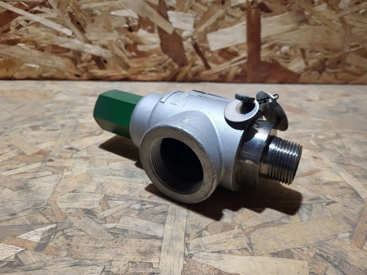 New | in-Stock FARRIS ENGINEERING 2850 Valves/Fittings British Columbia CA | Lenmark #255497