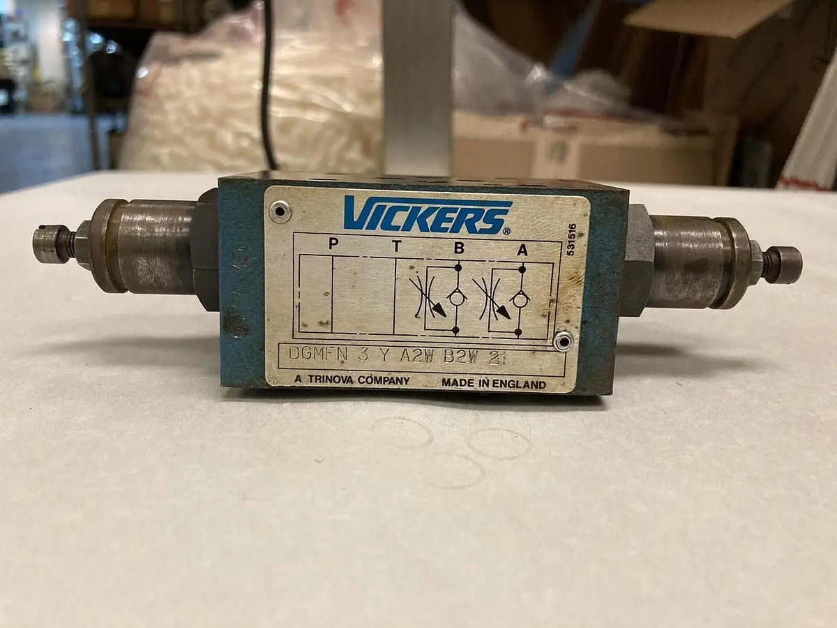Used VICKERS DGMFN-3-Y-A2W-B2W-21 Pump & Valve Parts Ohio US | Surplus Asset Holdings #1246223