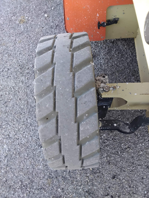 USED 2016 JLG 4069LE