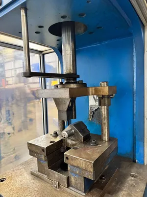 2006 NEFF DF-15-5HS C Frame and Gap Frame Press | Kempler Machinery (9)
