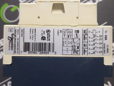 Schneider Electric CAD50 BD 3 Pole Contactor 10A with LADN31 LA1 DN31 Relay Used