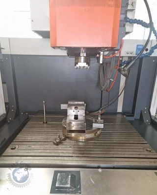 Used 2006 CHARMILLES ROBOFORM 550 EDM Sinkers SK | F.M.T. Group s.r.o. #1245861