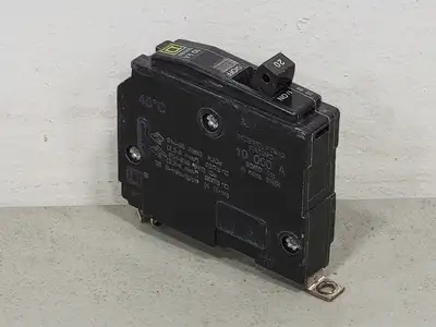 USED SQUARE D QOB120