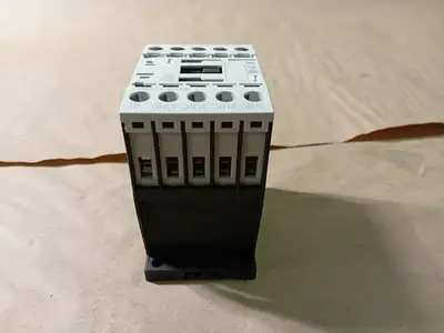 NEW EATON XTRE10B22A