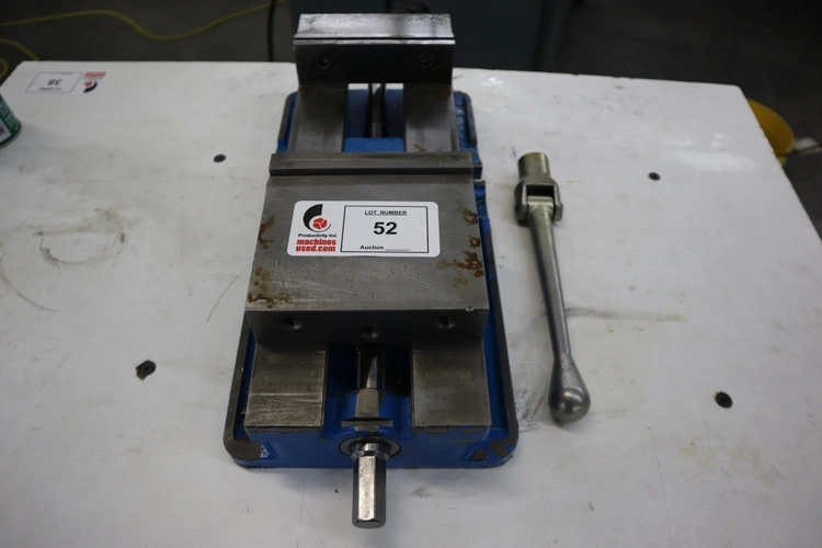 Used KURT WORKHOLDING SOLUTIONS D688 Vises Minnesota US | Machinesused.com #1365976