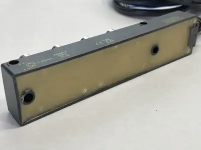 USED TURCK SENSOR / ACTUATOR JUNCTION BOX 8-PORT M8 3-PIN 0124M