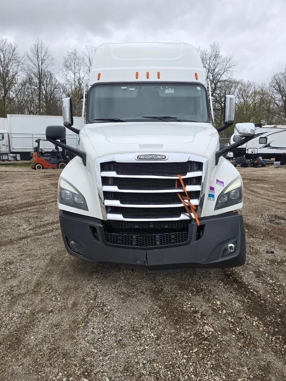 USED 2023 FREIGHTLINER CASCADIA