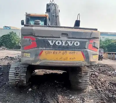 USED 2025 VOLVO EC210EB