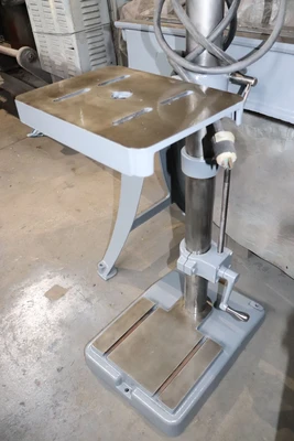 USED CLAUSING 1690