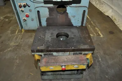 USED ROUSSELLE 40 H