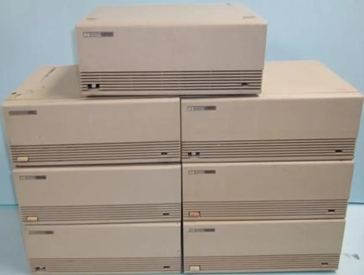 Used HP 18594A AND 18594B Lab Autosamplers Texas US | Bamko Surplus Process Equipment #932951