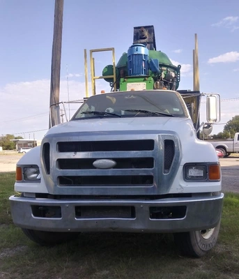 Elgin CSI WSM-03 vertical cuttings dryer mobile system.