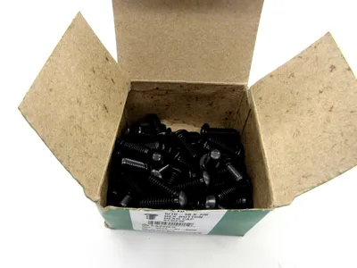 NEW BOX OF 50 DECORAH LLC 14215 5/16-18 X 7/8 HEX BUTTON HEAD CAP SCREW