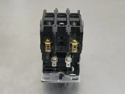 USED TELEMECANIQUE EB220BA