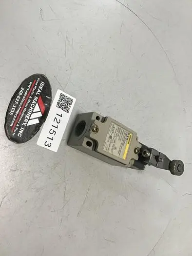 USED OMRON D4B-2115N-R