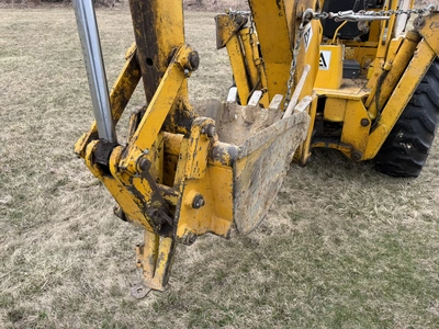 USED ALLIS CHALMERS 715 SERIES B BACKHOE