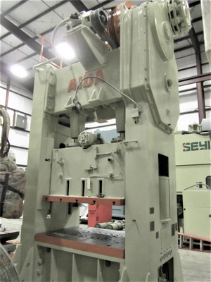 USED 1967 AIDA PRESSES AIDA PD-STG-200M PRESS