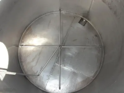 SPC6734  Tank 1609 gallon vertical tank, 304 SS, slope