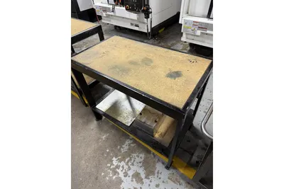 Used _UNKNOWN_ _UNKNOWN_ Work Benches Utah US | KD Auctions #1553842