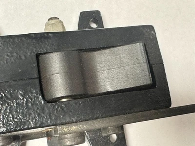 QUINCY OUC-3395-00 PNEUMATIC GRIPPER CLAMP ASSEMBLY CYLINDER LOCK