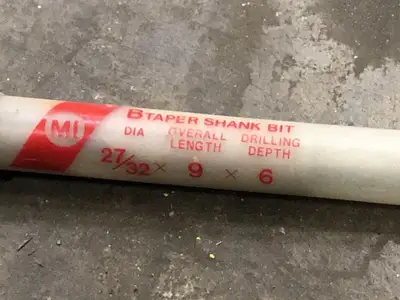 27/32-inch Dia. 9-inch B-Taper Shank Bit