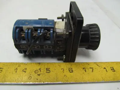 KrausNaimer C11 A048 Ammeter Switch Heavy duty 12amp 600VAC 4position switch