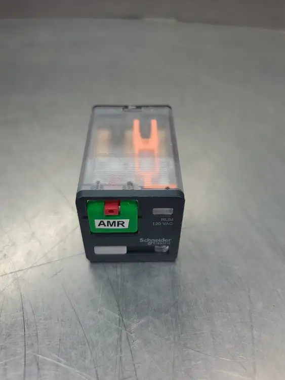 Used Schneider Electric RUMC32F7 Relays & Switches | Palmetto Automation #1154259