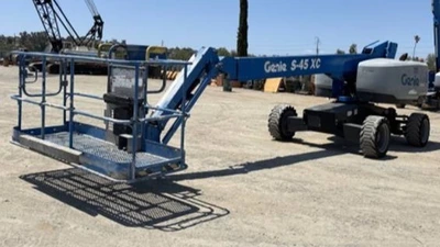 USED 2019 Genie S-45XC