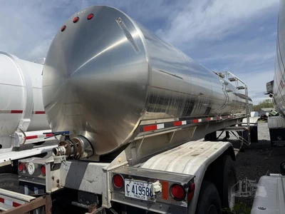 Used 1994 WALKER _UNKNOWN_ Tanker Trailers Indiana US | Lakeshore Equipment Sales #1546597