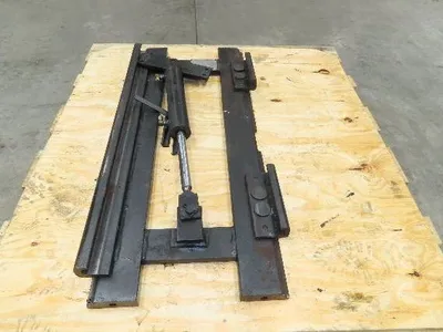 Yale Forklift Class 2 SideShift Attachment 16" x 39" Wide 3000lbs