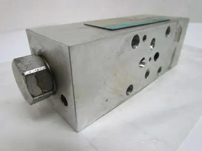 Dynex S8642-D03-A-V-21 Sandwich Control Valve Aluminum Body D03 CETOP 3