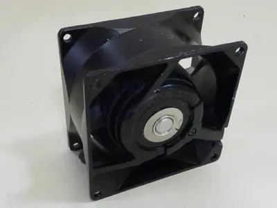 USED COMAIR ROTRON SU3B5