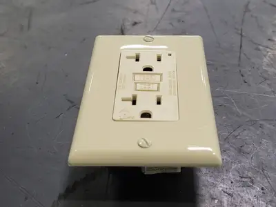 NEW LEVITON 7899-I