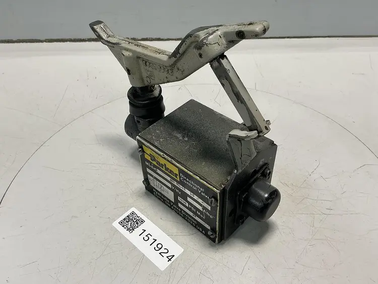 Used PARKER D3ML4B 10 Valves/Fittings Michigan US | Ideal Machinery #688489