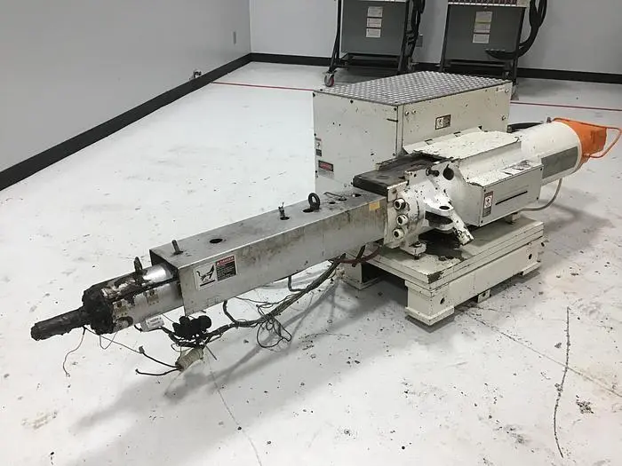 Used ENGEL ES700/200 / IU Injection Molding Parts Michigan US | Ideal Machinery #698427
