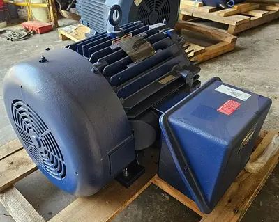USED 2019 MARATHON UVK 405TSTFS16520AN