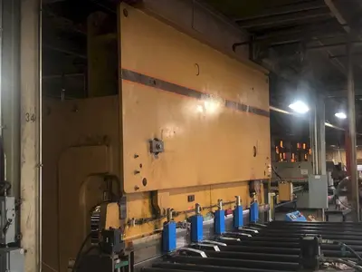 2005 STANDARD INDUSTRIAL AB 325-16 Press Brakes | Universal Press & Machinery (UPM) (3)